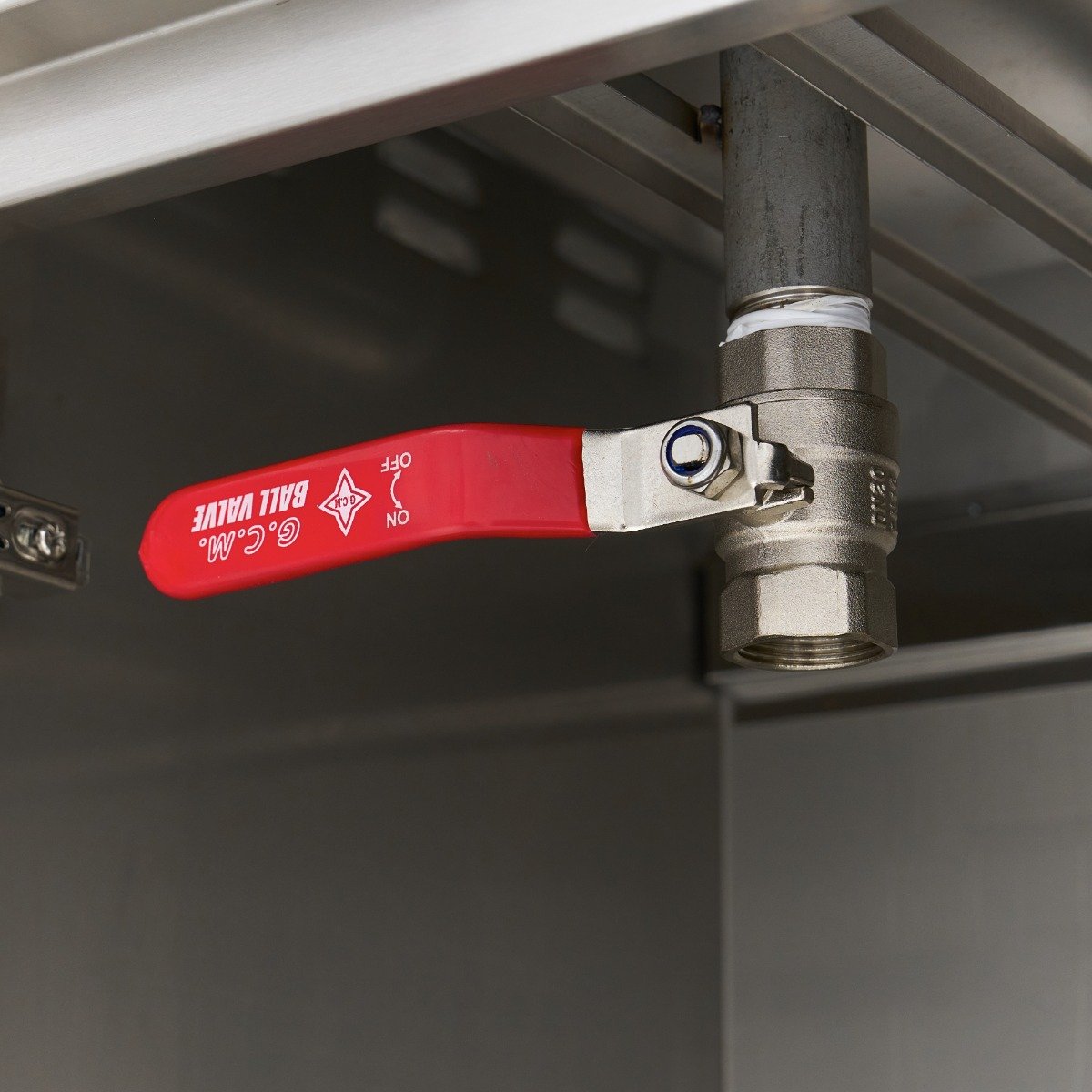 Deep Fryer - 2 x 16L - 2 Baskets - with Drain Tap and Stand - 230V - Image 16